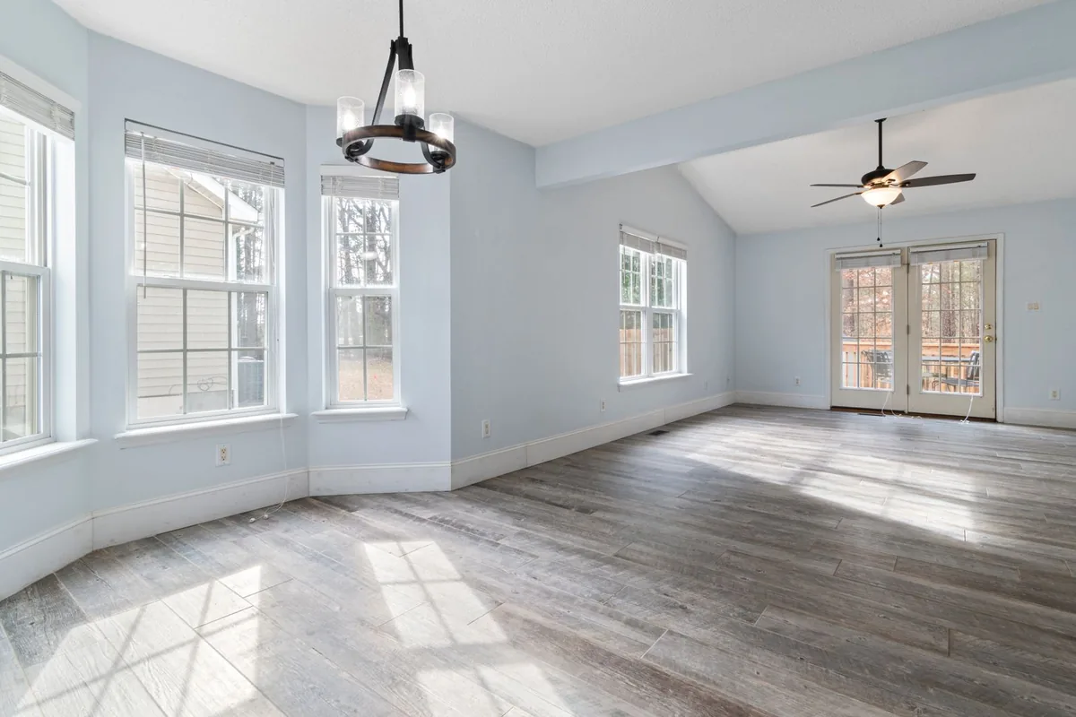 Clean, safe room after biohazard cleanup in Lincoln Park, NY